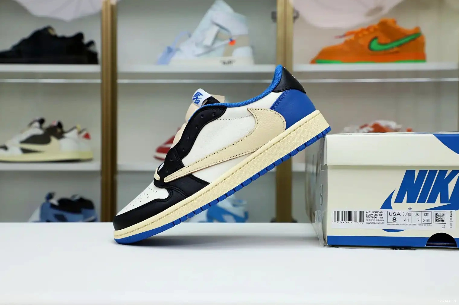 SCOTT 1 FRAGMENT DESIGN JORDAN X Kimikick AIR LOW X TRAVIS 0801